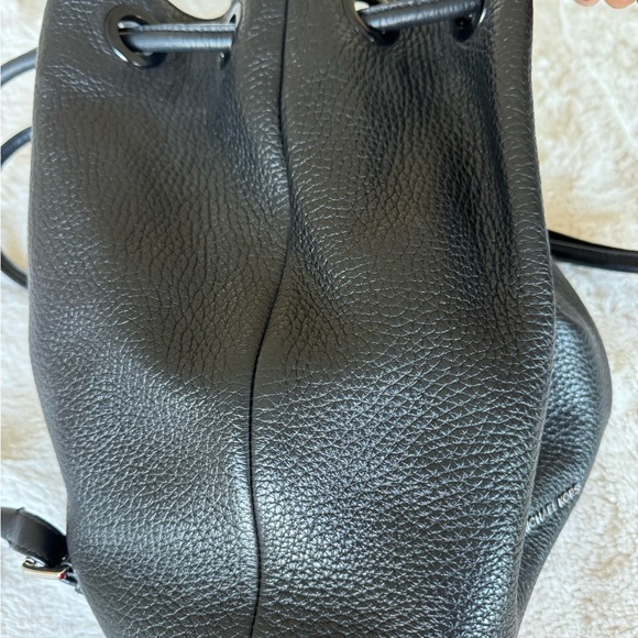 MICHAEL MICHAEL KORS BLACK LEATHER BACK PACK UNISEX - Picture 9 of 11